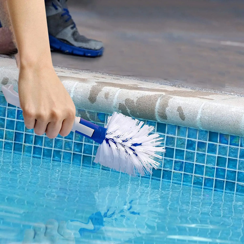 Essential Pool Cleaning Kit